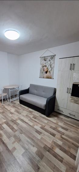 Garsoniera Tractorul- langa Coresi Mall - 6