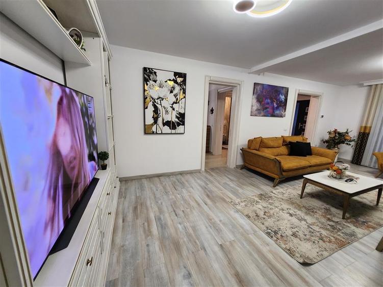 Casă individuală cu 7 camere cu Canalizare în Burdujeni