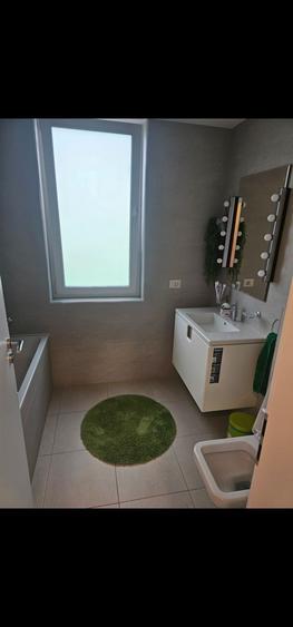 Apartament cu 2 camere semidecomandat în Costi