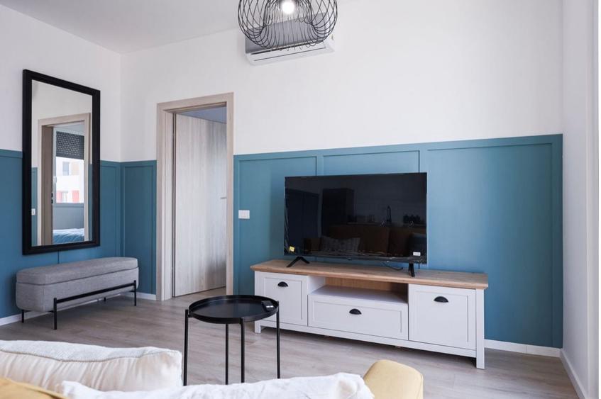 Apartament cu 3 camere decomandat în UTA