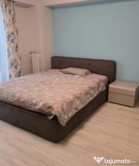 Apartament cu 3 camere decomandat în Mărăști