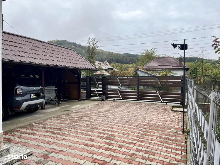 Casă cu 4 camere în Doicești