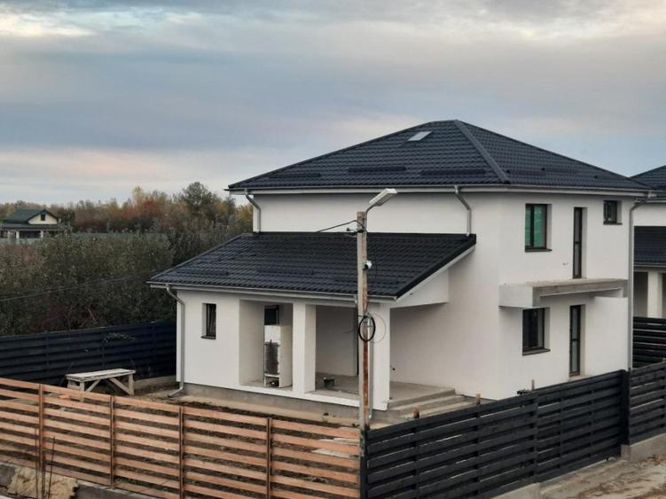 Casă individuală cu 4 camere cu Teren 340 Mp în Joița