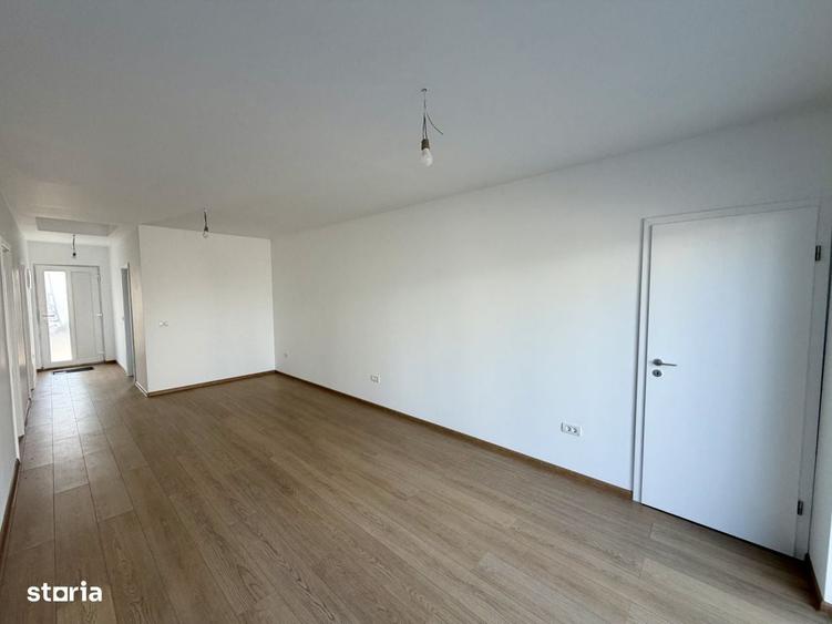 Casă cu 3 camere în Central