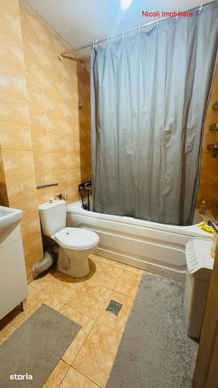 Apartament cu 3 camere în Berceni