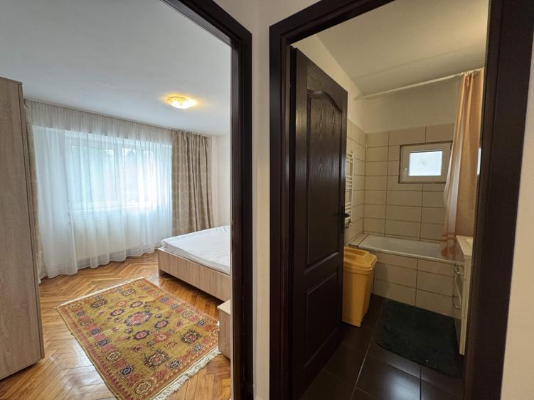 Apartament cu 2 camere decomandat în Orașul de Jos