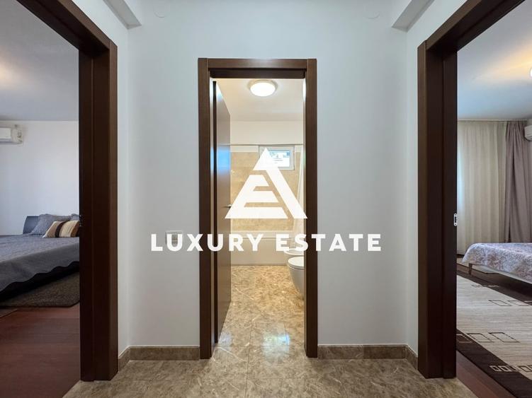 Apartament cu 4 camere decomandat în Polonă