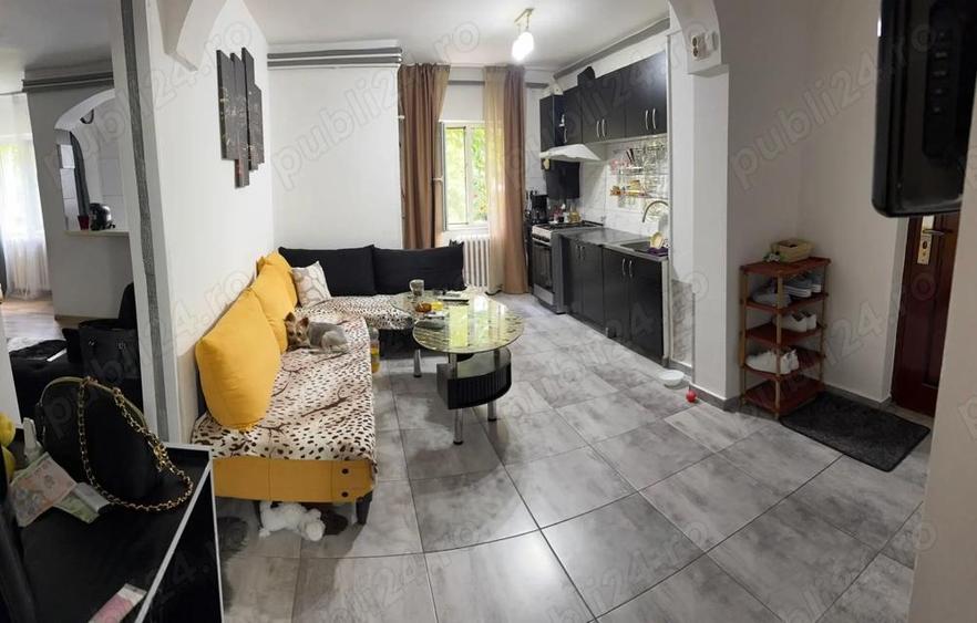 Apartament de vanzare 4 camere - 2