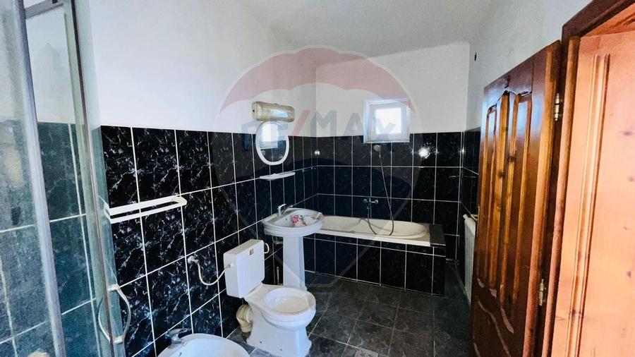 Casă / Vilă cu 4 camere de vânzare Santandrei - 9