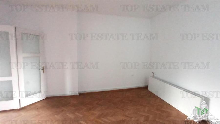 Apartament 3 camere de vanzare, zona Armeneasca - 7