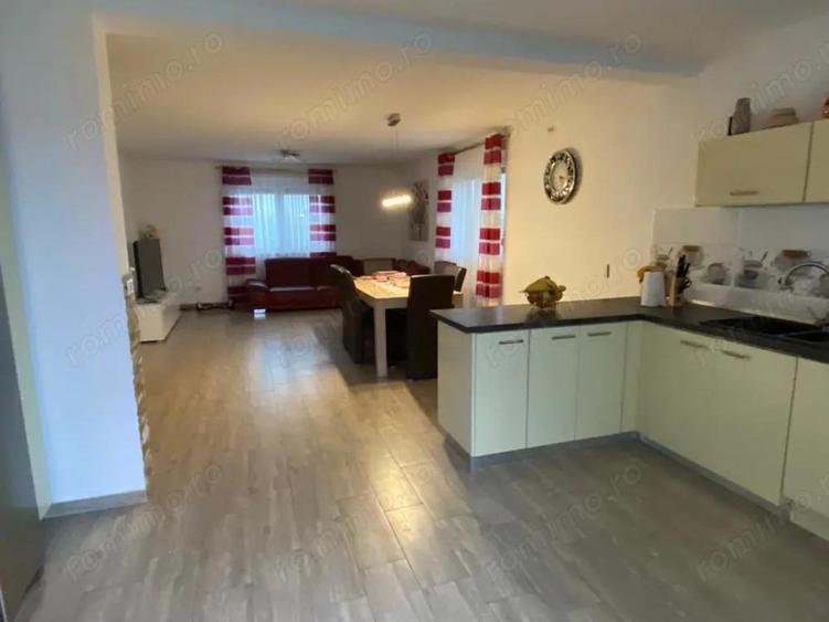 Camere spatioase. Garaj. Acces facil catre oras - 3