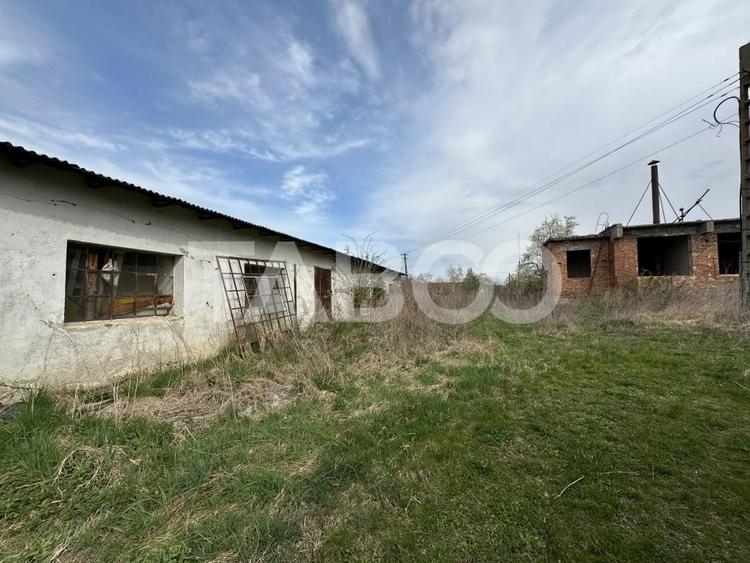 Spatiu industrial 5030 mp cu toate utilitatile acces auto Sat Sercaia - 8