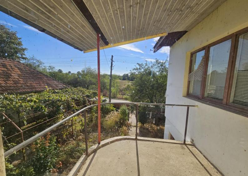 Casa P+1, comuna Dane?ti, 10 km distan?a de Tg. Jiu - 5