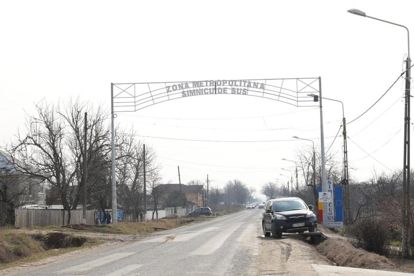 Teren 4.500 mp – sat Jieni, com. Șimnicu de Sus, la 5,7 km de Craiova - 2