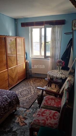 TOMIS NORD APARTAMENT CU 3 CAMERE PLUS BOXA 57 MP PRET 82.500 EURO