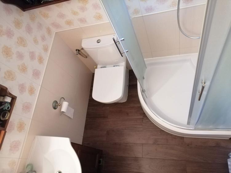 Inchiriez casa 3 dormitoare , 3 bai, living ,bucatarie ,dressing! - 8