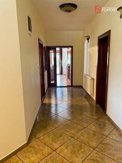 Casa individuala 5 camere si 4 locuri de parcare in Giroc - 23