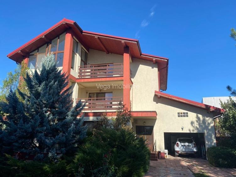 Vila deosebita de vanzare in Fundeni - Dobroesti