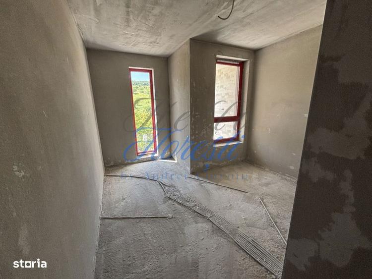 Casa cu 6 camere in sat Gheorgheni - 2