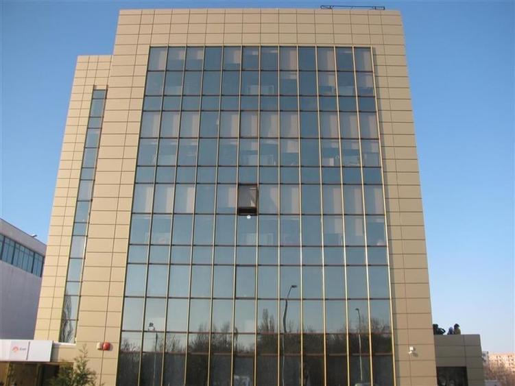 Spatii pentru birouri - disponibil Demisol - 210 - 2