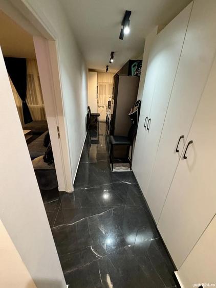 Garsoniera decomandata, renovata integral, etaj 1 Azuga - 2