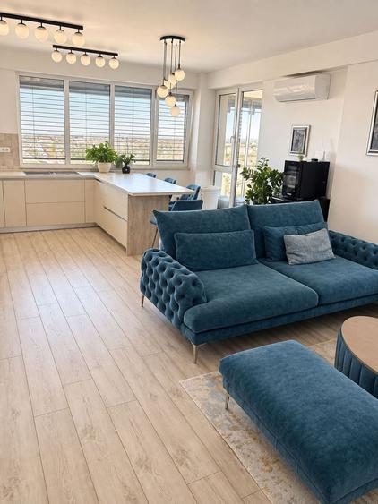 Penthouse cu 3 camere semidecomandat în Giroc