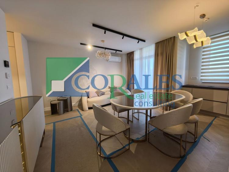 Apartament cu 3 camere decomandat în Aradului