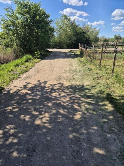 Teren intravilan Iernut / 2 parcele disponibile / front generos / acces drum - 4