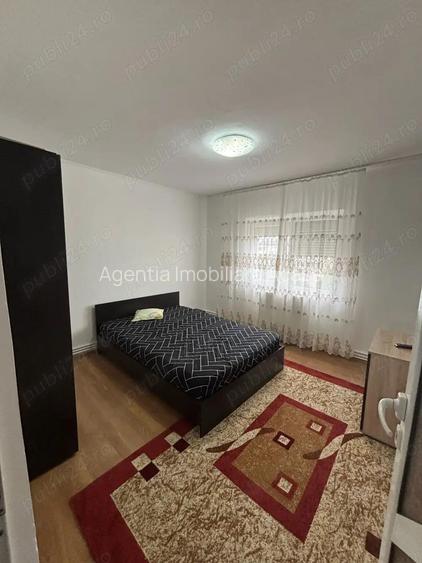 De inchiriat 2 camere cu balcon, zona ultracentrala, mobilat ?i utilat De inchiriat 2 camere cu balcon, zona ultracentrala, mobilat ?i utilat