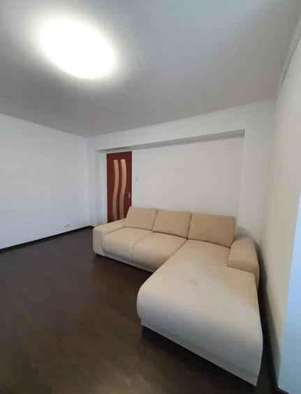 Brancoveanu adiacent -3 camere -Loc parcare - 5