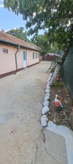 Casa de vanzare, 5 camere - 2