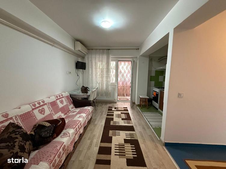 Pacurari - Alpha Bank , 2 camere ,etaj 1, loc de parcare - 8