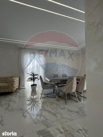 Casa / Vila cu 6 camere de vanzare - 2