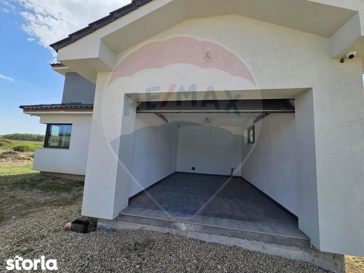Casa deosebita cu 4 dormitoare in Cihei - 18