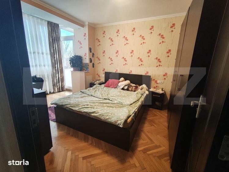 Apartament cu 4 camere decomandat în Decebal