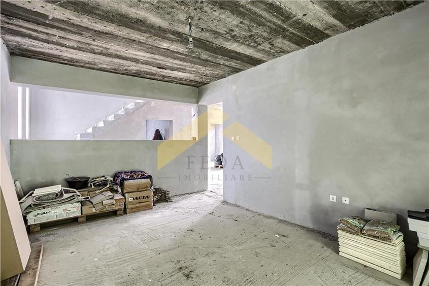 Casa noua de vanzare orasul Ineu - 40