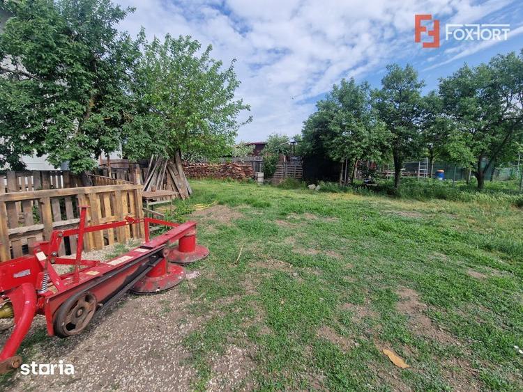 Casa cu 3 camere si teren de 2096 mp in Ianova - 16