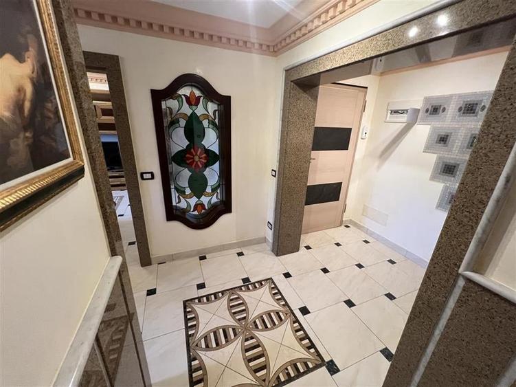 Apartament 3 camere premium, ETAJ 3, zona Insp. Scolar - 16