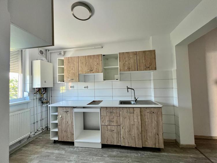 Apartament 2 camere | Renovat complet 2019 | Zona Doi Cocoși – Lunca - 6