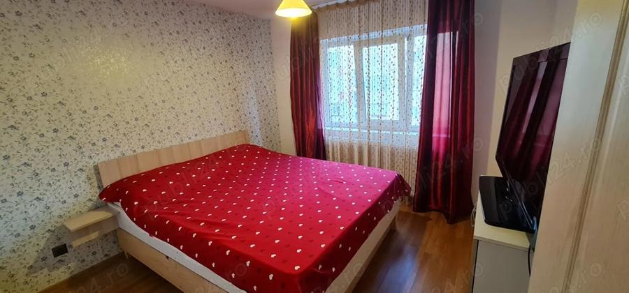 Inchiriez apartament 3 camere - 4
