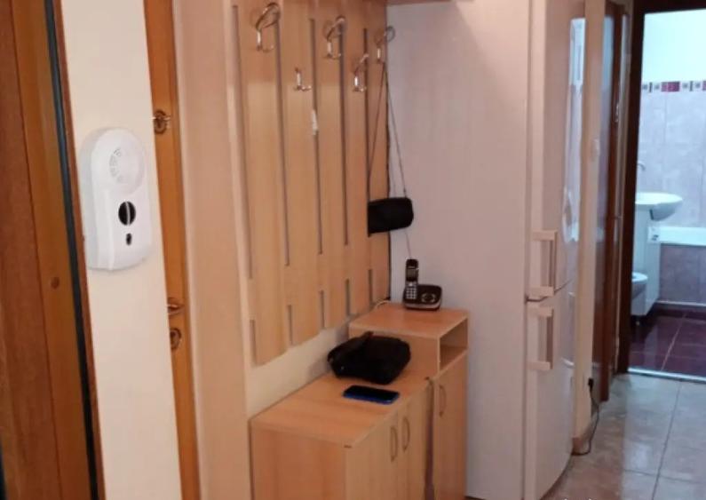 Apartament 2 camere + boxa, Mazepa 2 - direct proprietar - 9