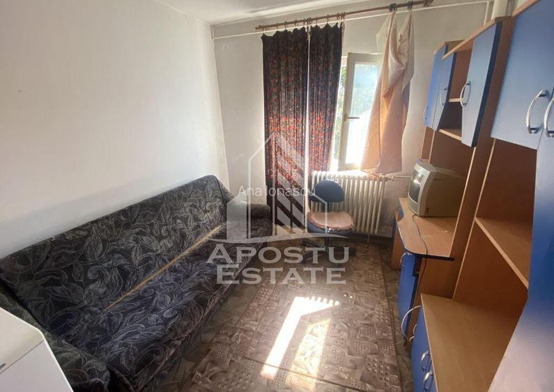 Garsoniera zona Aradului-Torontalului Garsoniera zona Aradului-Torontalului