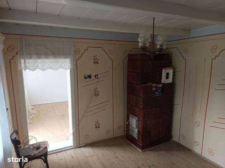 Casa locuibila + 2707 mp, situata in Leorda, la strada - 7