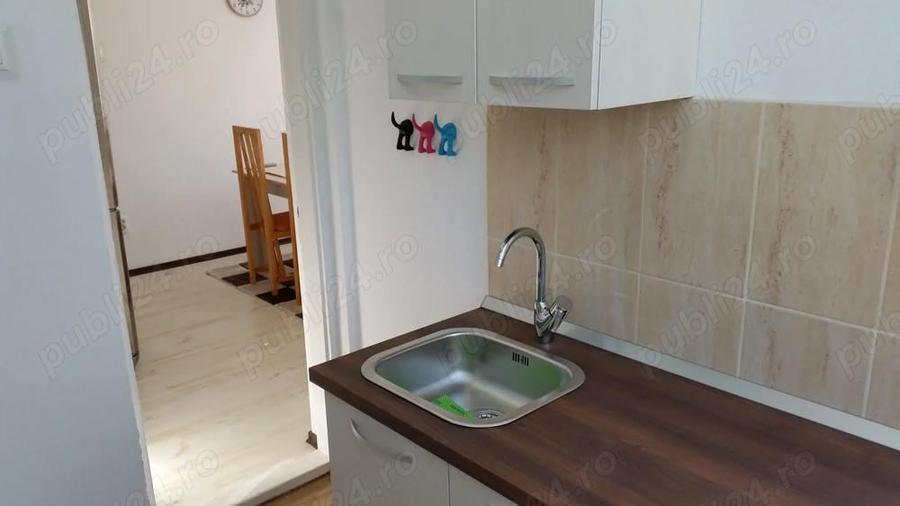 Inchiriez apartament ultracentral,2 camere 75m decomandat. Bd.Ferdinand Teatrul Fantasio. - 7