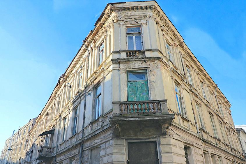 Clădire istorică – fost hotel emblematic în Centrul Istoric - 1