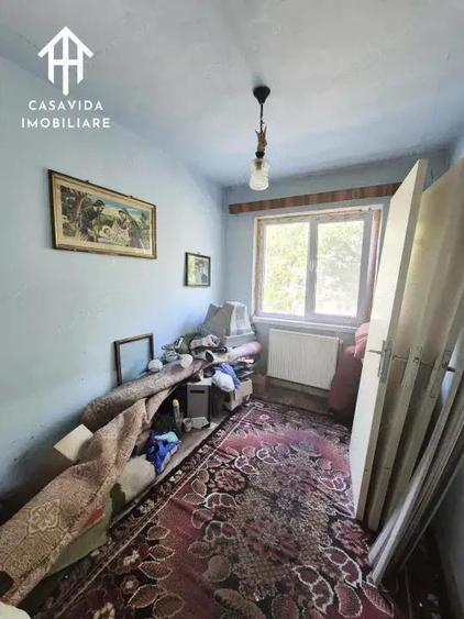 Apartament cu 3 camere de vanzare Etaj 1, zona centrala (Unic) - 5