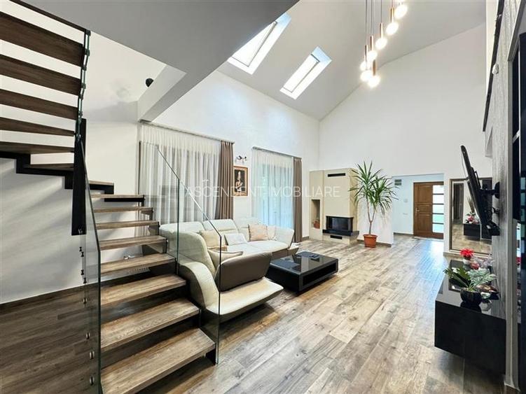 LIVE&Film! Resedinta de elita design aparte, amplasament apreciabil, Livezeni,Mu