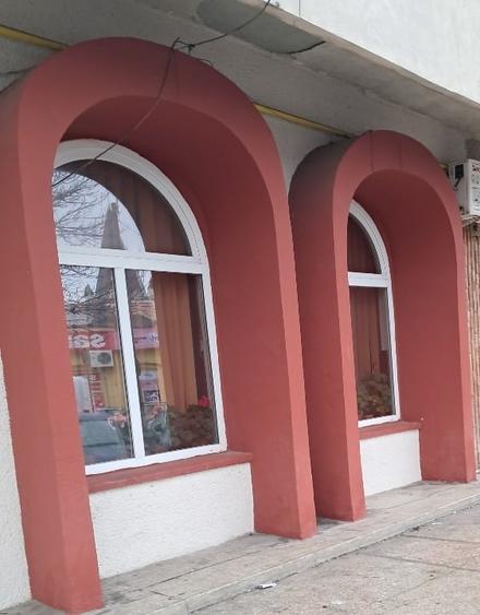 Ofer spre închiriere spațiu comercial - 3