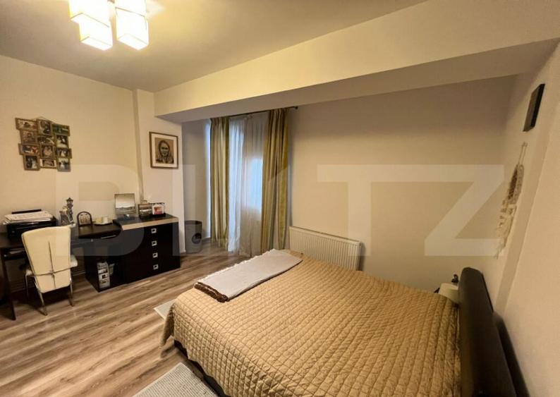 Apartament 3 camere, decomandat, bloc nou etaj 1 - 10