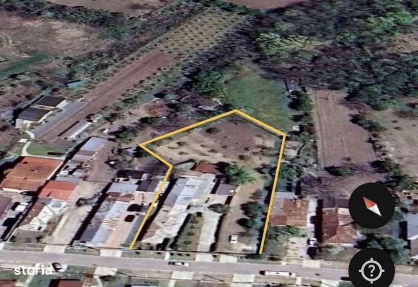 Proprietate mare 2529 mp casa si anexe - 2